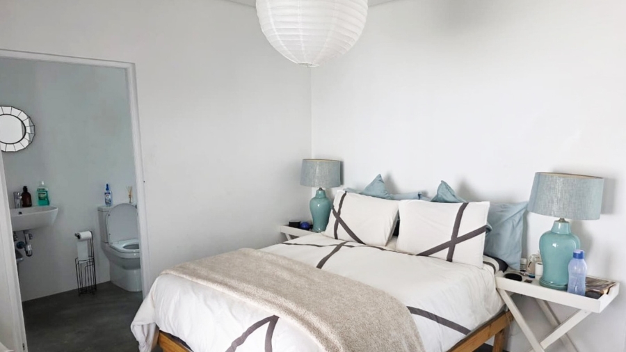 2 Bedroom Property for Sale in Britannia Bay Western Cape